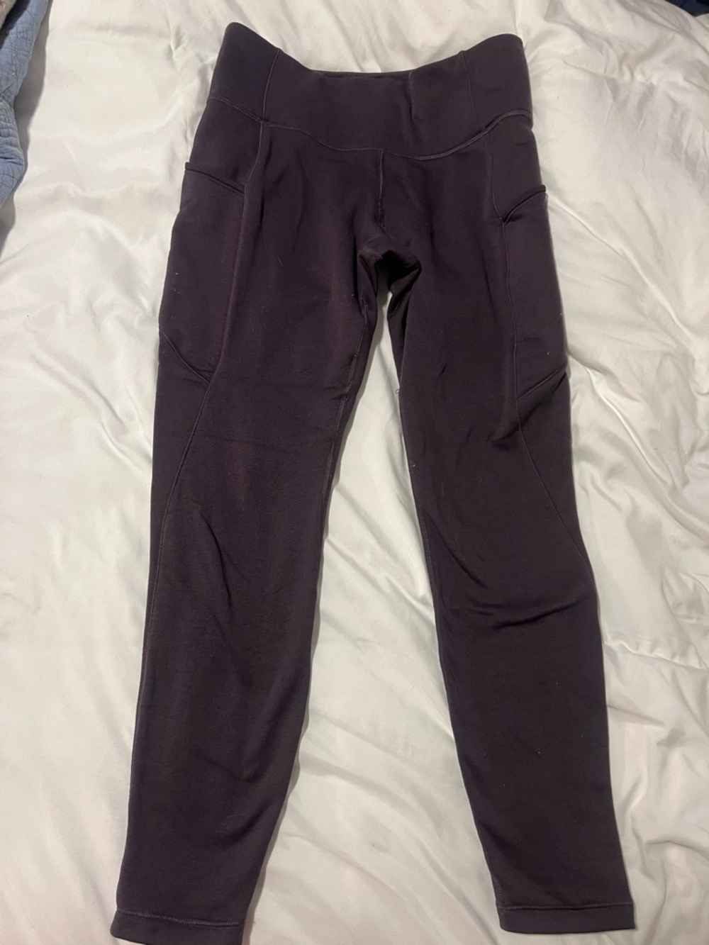 Athleta purple Leggings with Side Pockets and back zipper